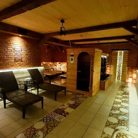 Resort Osrodek Wypoczynkowy Lesniczówka&elias 3*