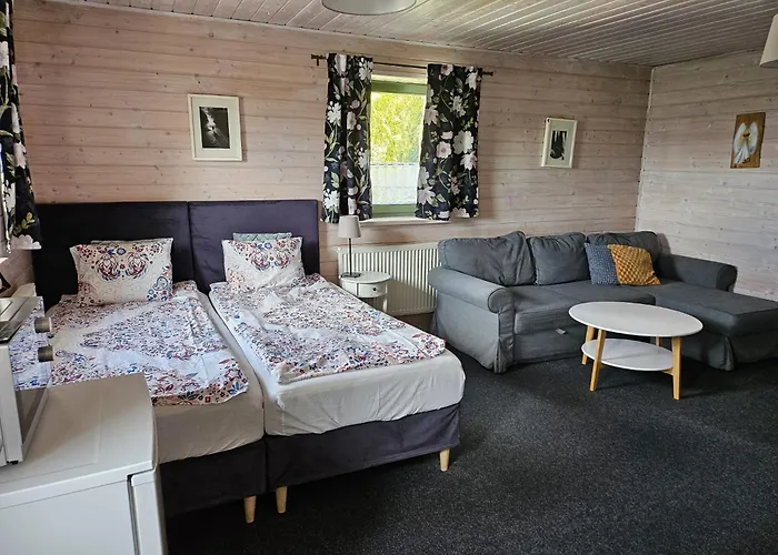 Osrodek Wypoczynkowy Lesniczowka & Elias 3* Istebna