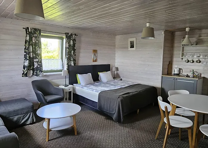 Resort Osrodek Wypoczynkowy Lesniczowka & Elias 3*