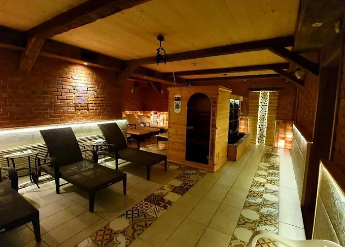 Resort Osrodek Wypoczynkowy Lesniczowka & Elias 3*