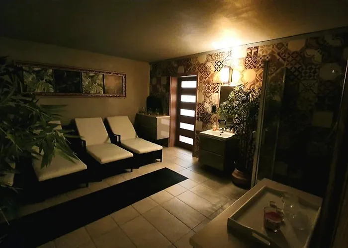 Osrodek Wypoczynkowy Lesniczowka & Elias 3* Istebna